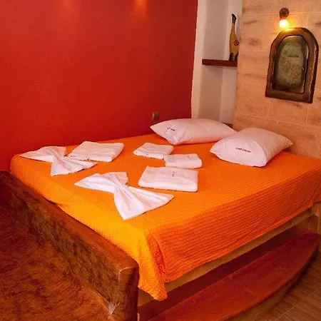 Castelo Boutique فندق