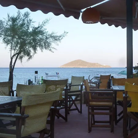 Castelo Boutique Agia Marina (Aegina)