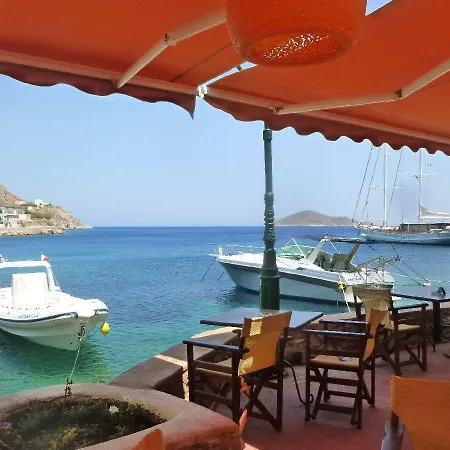 Castelo Boutique Agia Marina (Aegina)