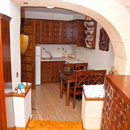 Castelo Boutique Panteli
