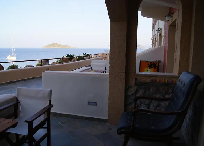 Hotel Castelo Boutique Agia Marina (Aegina)