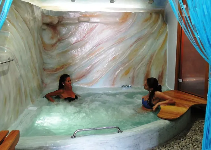 Castelo Boutique Agia Marina (Aegina)